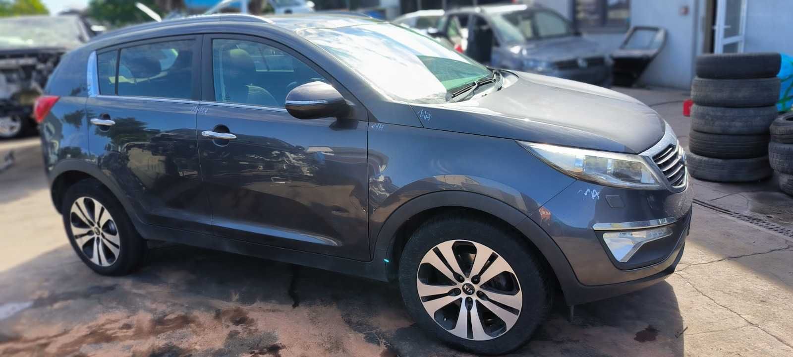 KIA SPORTAGE III 1.7 CRDI cała na części maska klapa zderzak drzwi BE