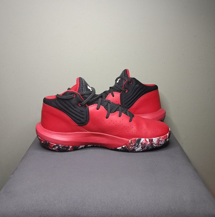 Buty Under Armour, rozmiar 45.