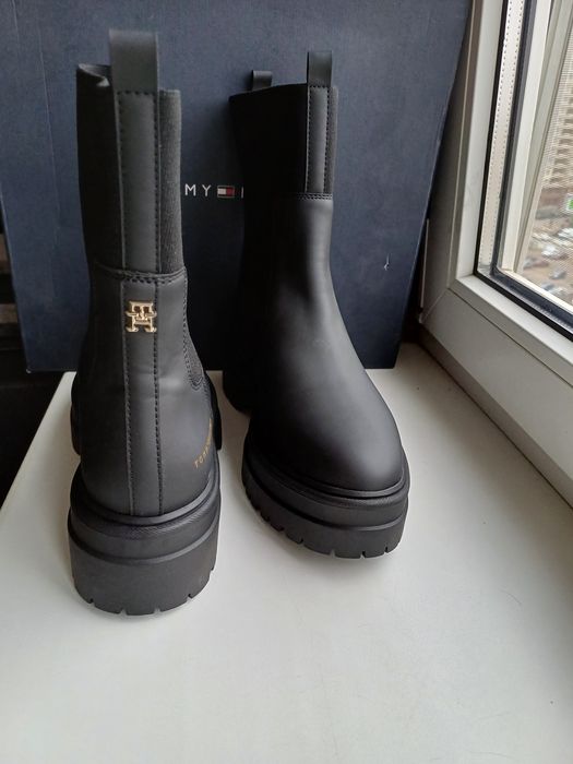 Челсі жіночі Tommy Hilfiger Chunky cleat rain р-ри 36,39,40 Оригінал