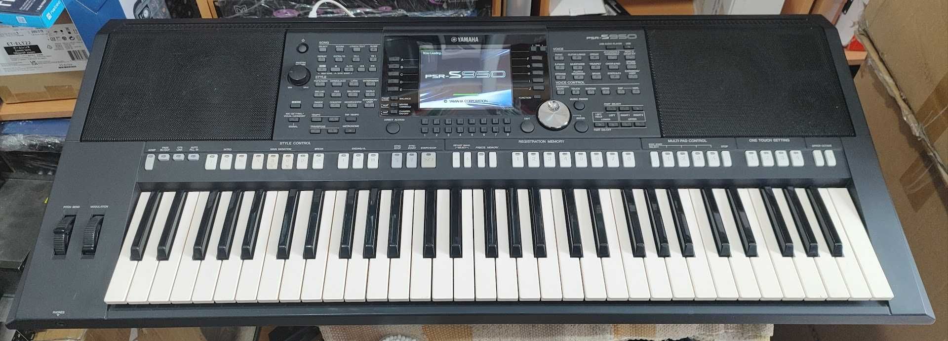Yamaha S950 usado a funcionar bem