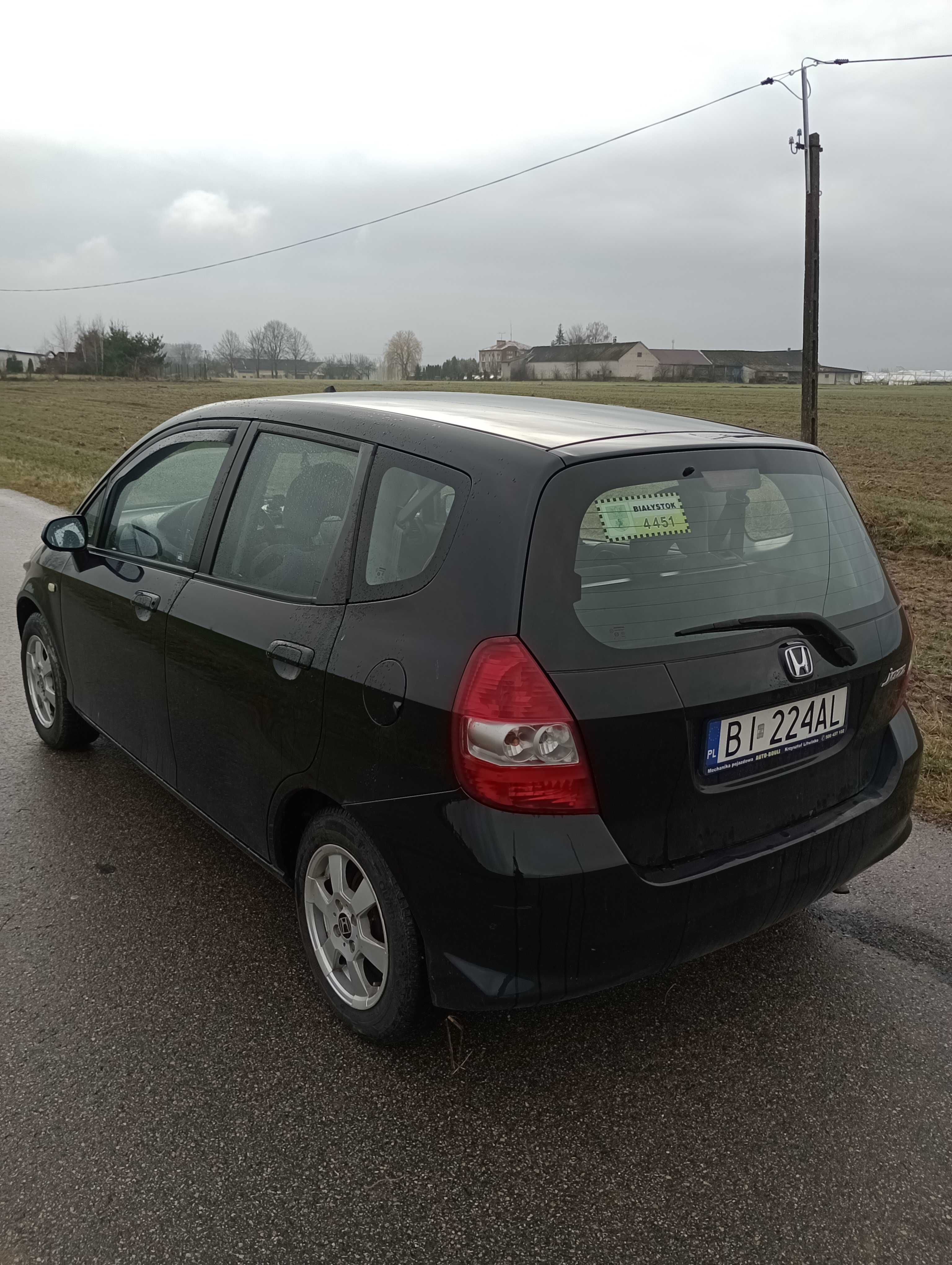 Honda Jazz 1.2 gaz 2007 klimatyzacja.