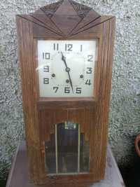 Relógio antigo para restauro