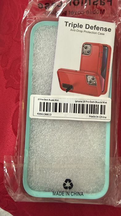 Capas triple defense e 4 vidros temperados para iphone 15 Pro