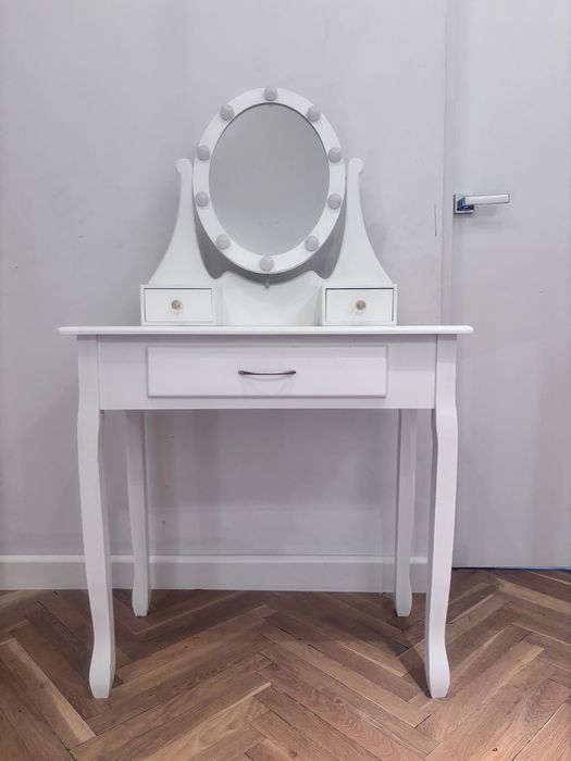 Toaletka z lustrem jak IKEA HEMNES