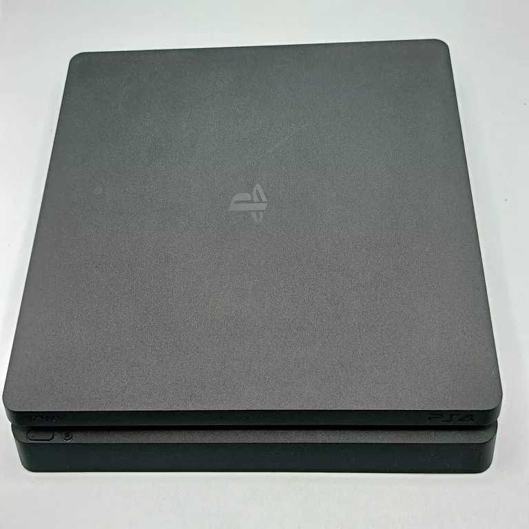 Konsola PlayStation 4 500GB
