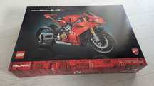 LEGO® 42202 Technic - Motocykl Ducati Panigale V4 S