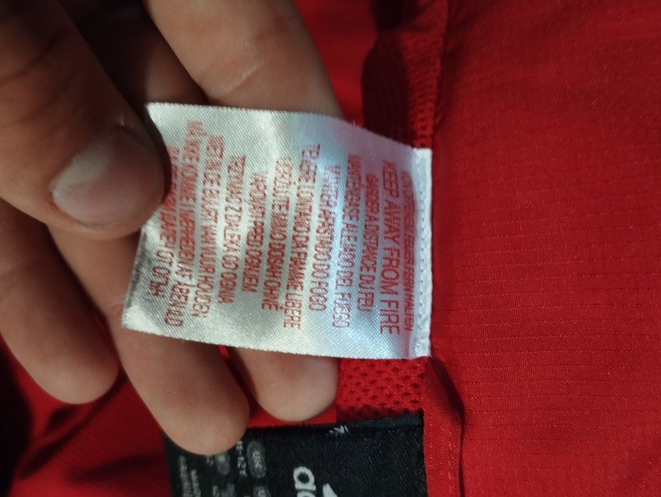 Ветровка  Adidas x LVP с капюшоном