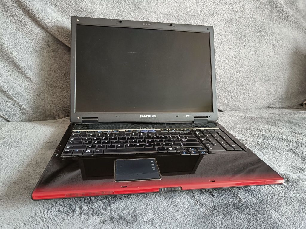 Laptop Samsung NP-R710-FS01PL 17.1"