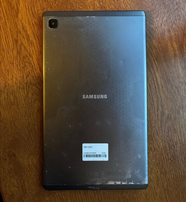 Продам планшет на запчасти