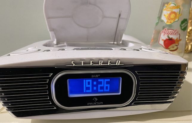 Часы AUNA retro cd clock radio with dab usb charging