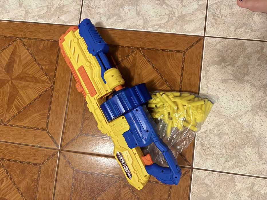 wyrzutnia X-Shot Excel Turbo Advance pistolet
