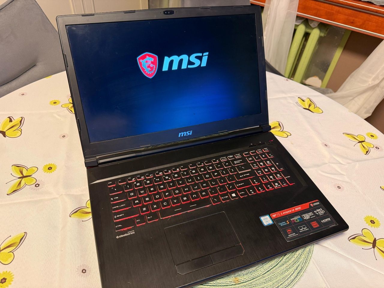 Laptop gemingowy MSI Leopard