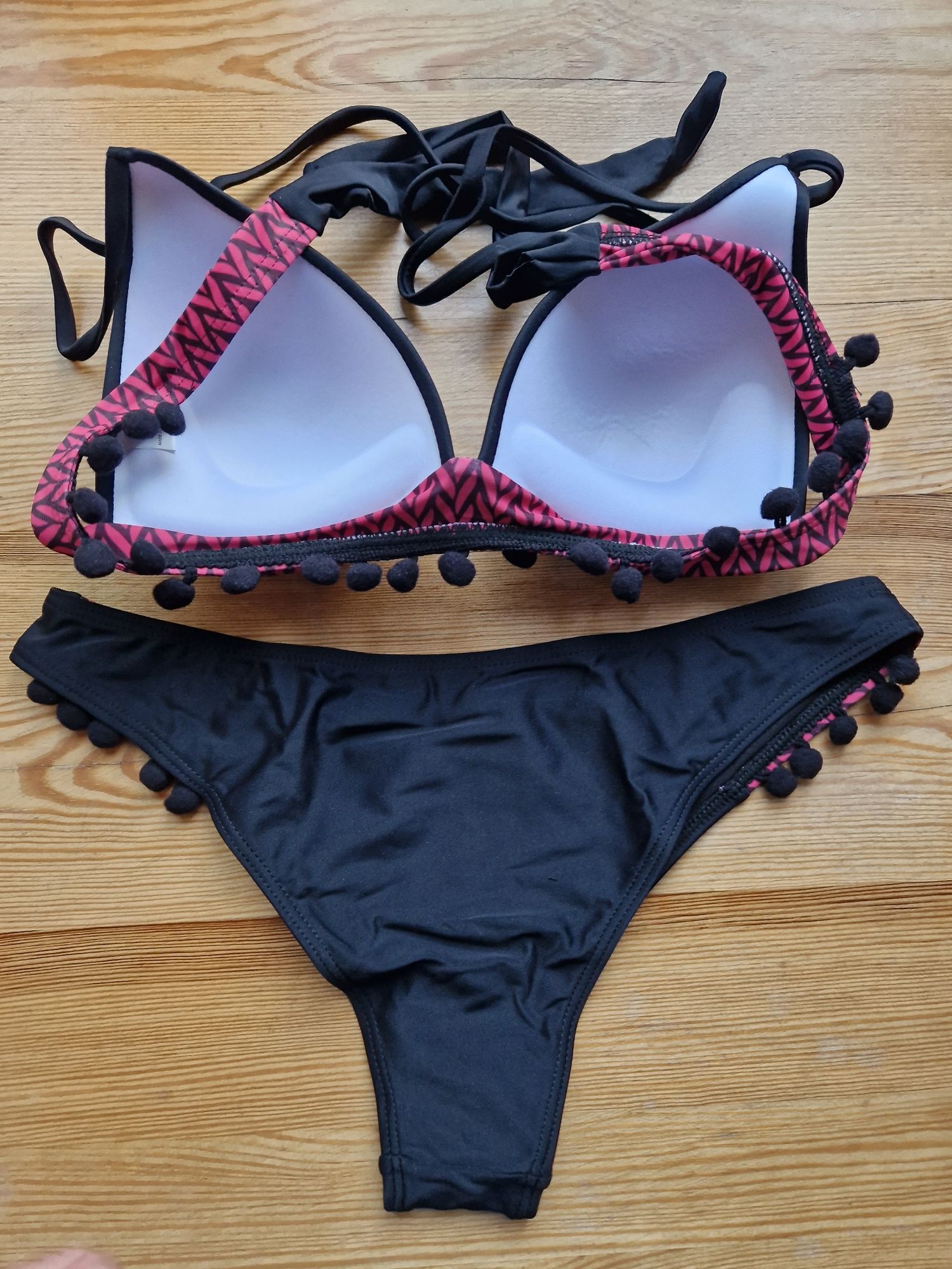 Bikini kąpielowe z kolorowymi frędzlami, r. S
