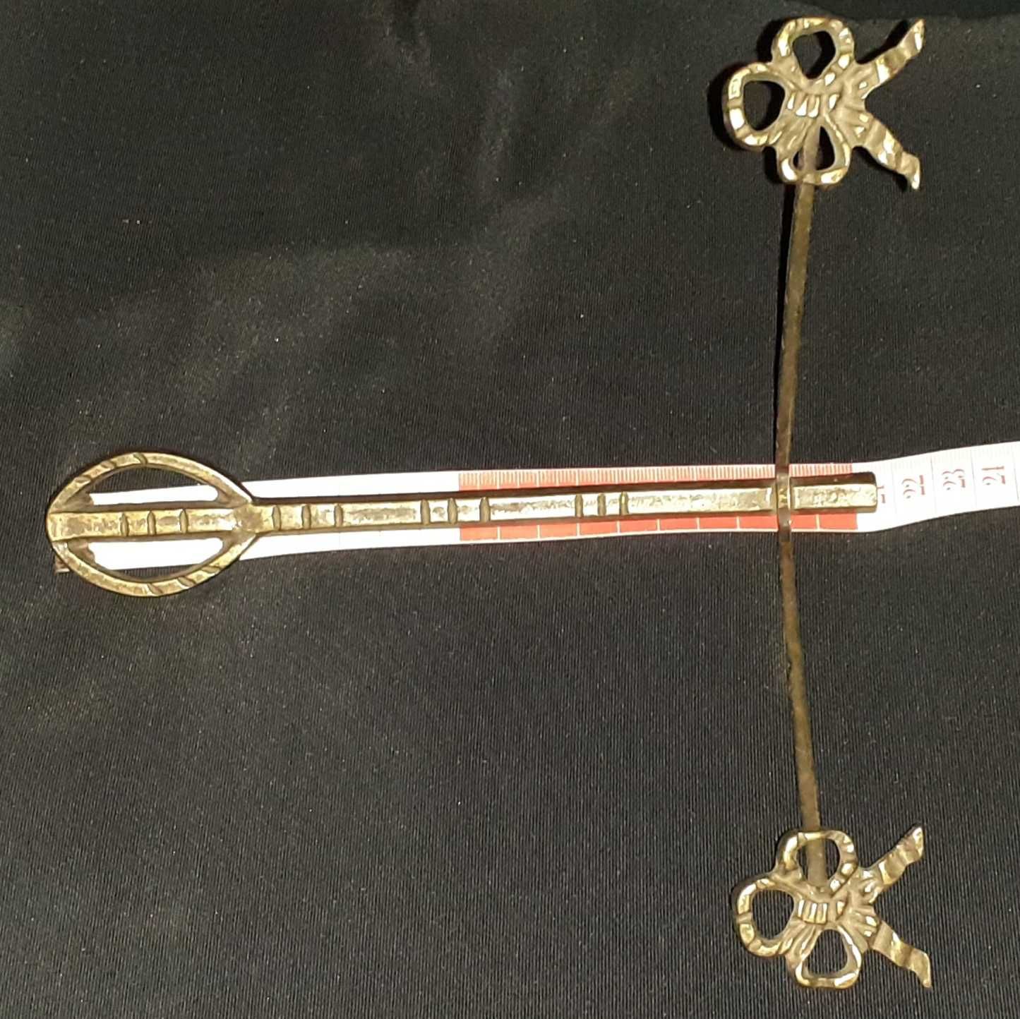 Suporte em Bronze para Pratos