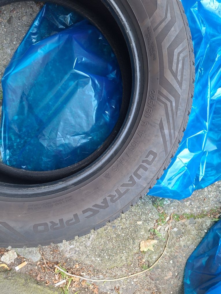 225/60R17 Vredestein Całoroczne 2szt. Stan bdb/dbr.
