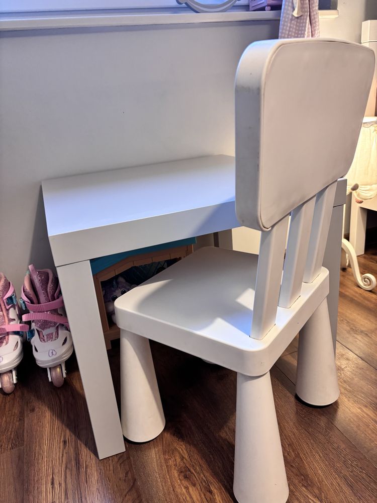 Stolik Ikea szary krzesełko Ikea