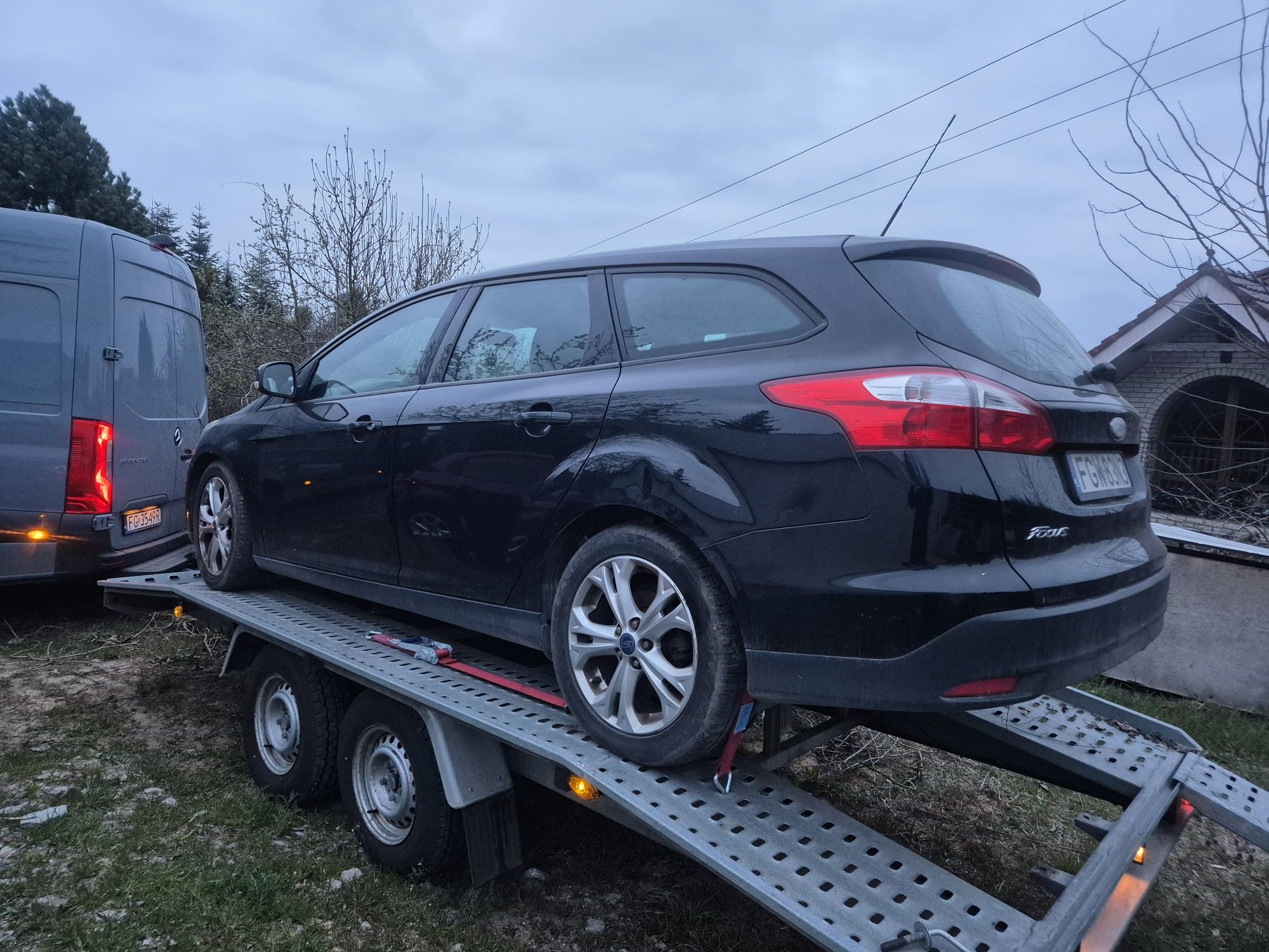 FORD FOCUS 2.0 tdci / 2011 rok / automat / uszkodzony