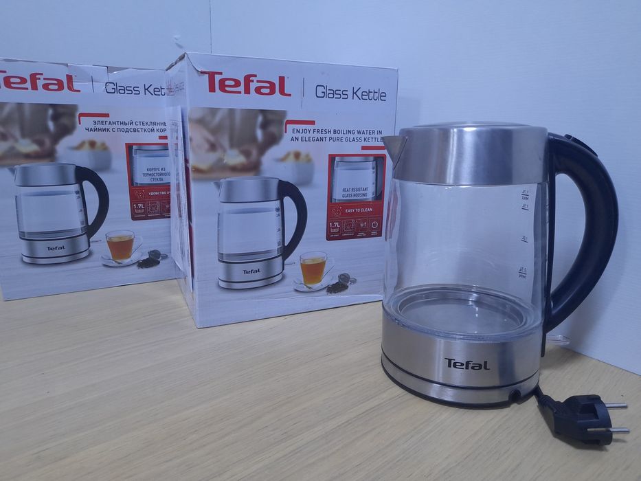 Скляний чайник Tefal 1,7