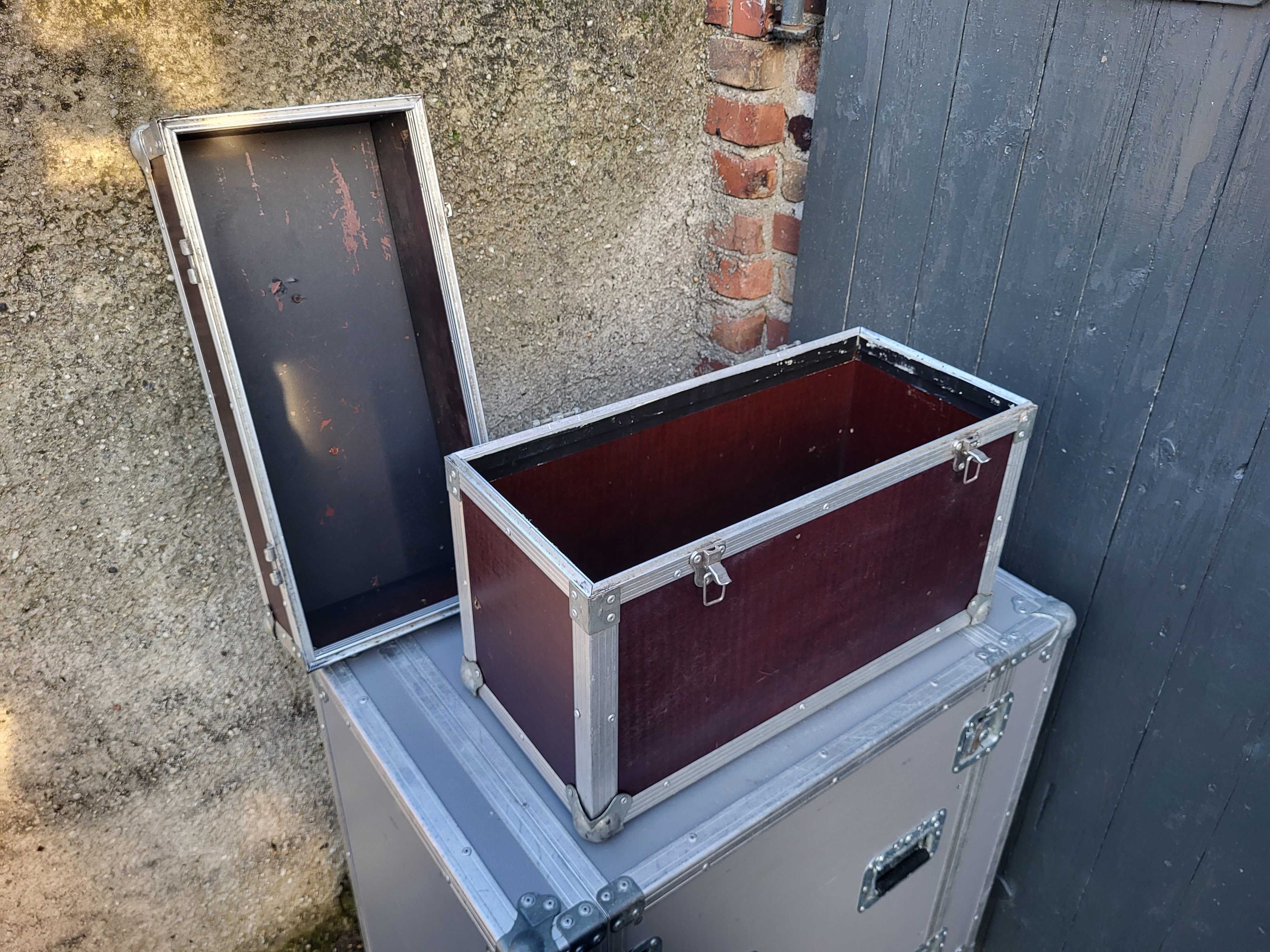 58x25x43 CASE walizka kufer