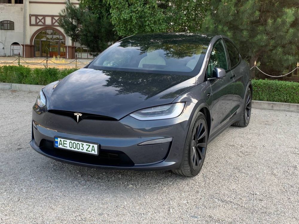 Tesla Model X Plaid 2022