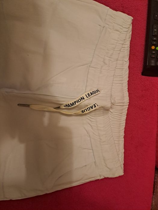 Spodnie damskie made in italia.