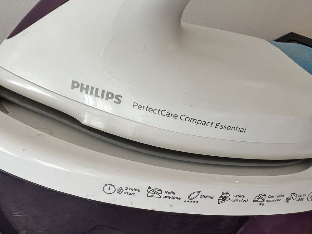 Ferro com caldeira Phillips perfectcare compact essential 5,5 bar