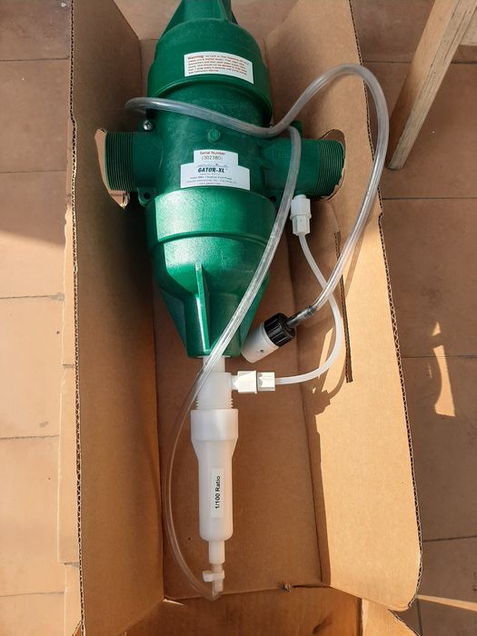 GAT0R-XL модель 8001 USA. Носос-дозатор рідин..