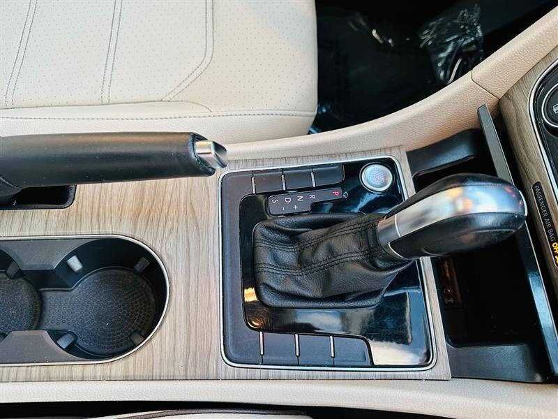 2017 Volkswagen Passat SE