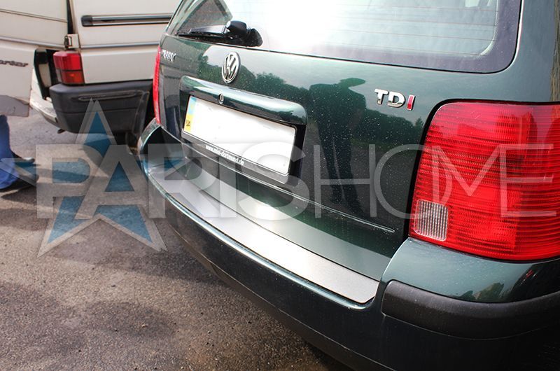 Накладка на задний бампер VW Passat B5 Combi В наявності