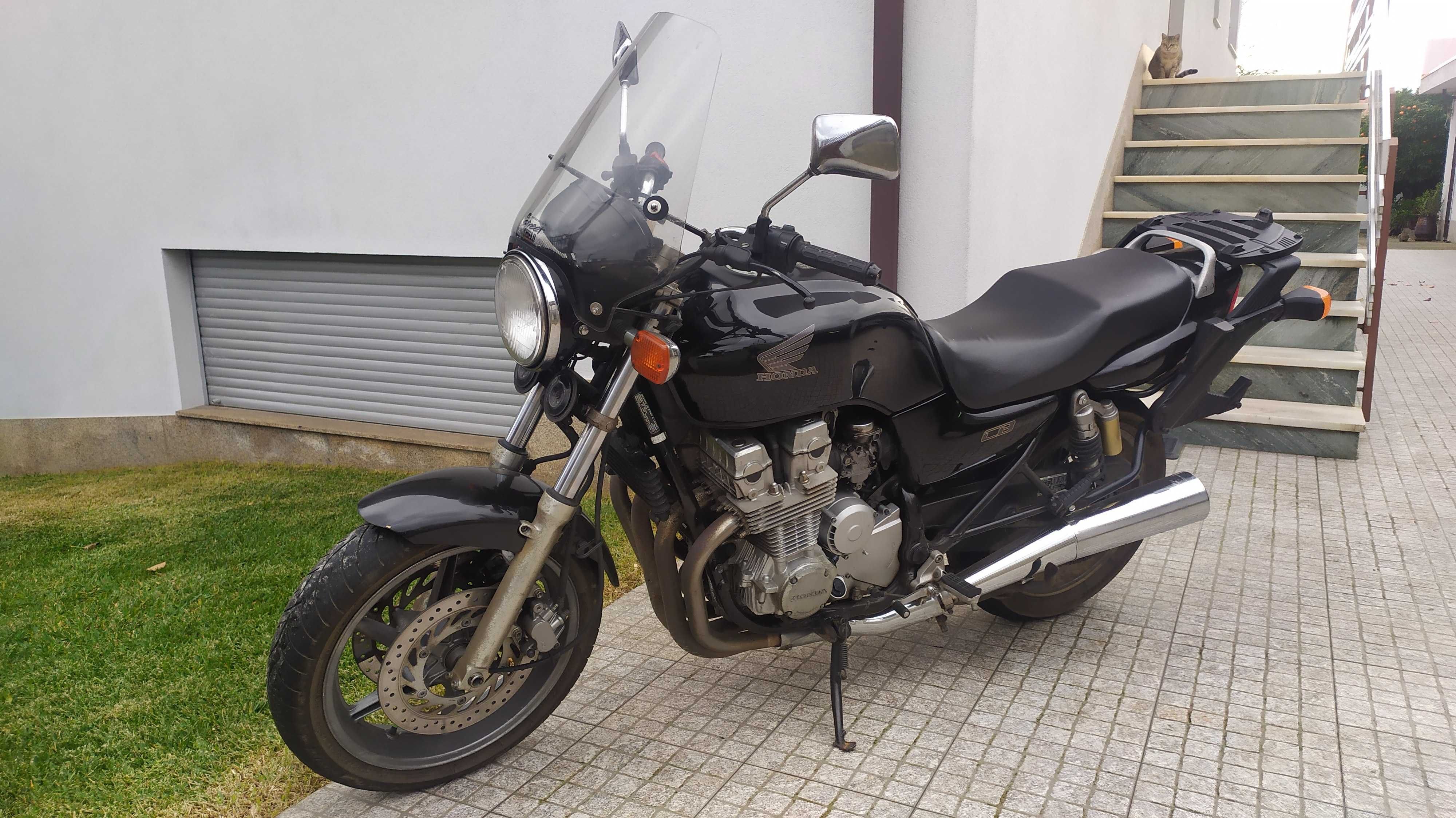 Mota Honda CB 750
