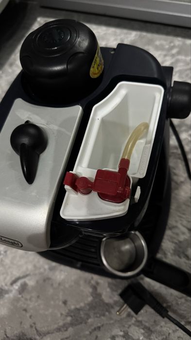 Кавоварка Delonghi