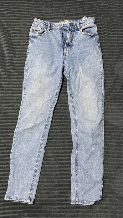 Джинси скіні, мом