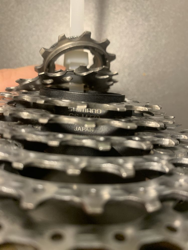 Kaseta Shimano Deore XT CS-M770 (11-34t) 9rz
