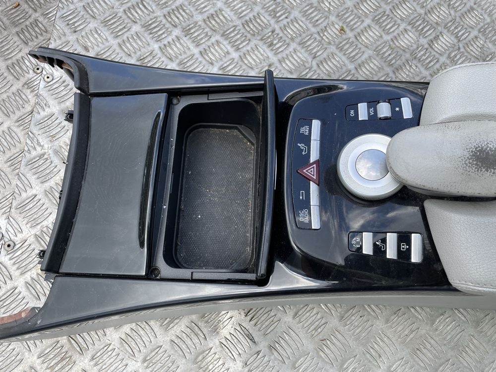 Podlokietnik Tunel srodkowy Mercedes S klasa w221 lift