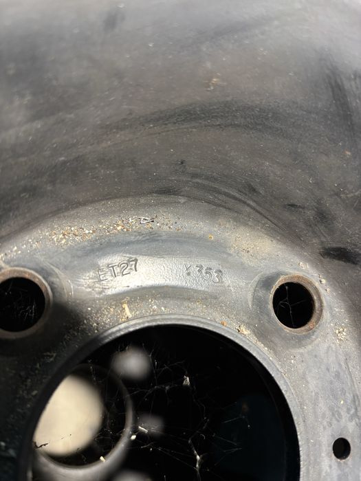 Koła stalowe felgi 185/60 r15 et27 4x108 z citroena c3