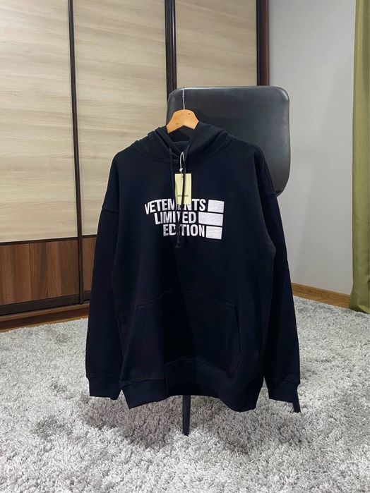 Худі / толстовка Vetements