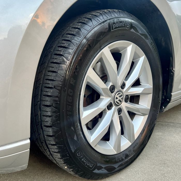 VW Passat 2.0 TDi 150cv Nacional DESDE 229€