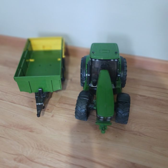Traktor i przyczepa bruder