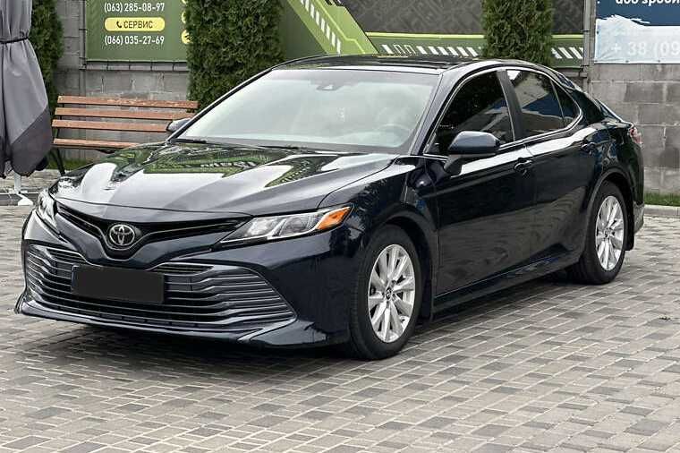 Toyota Camry 2018 XV70 2.5