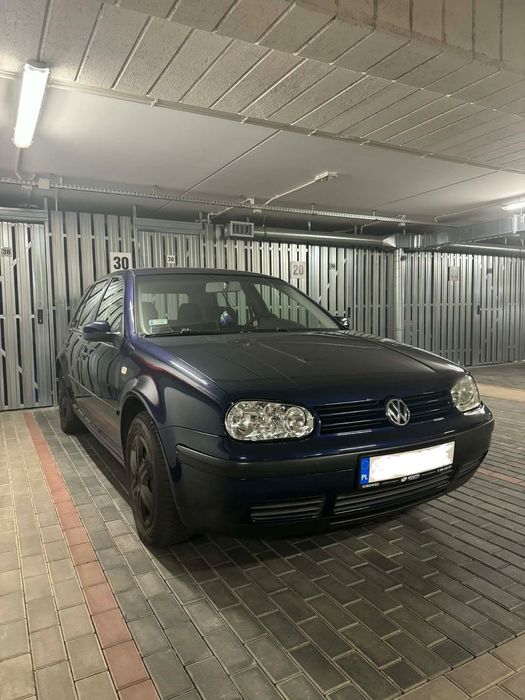 Volkswagen Golf Volkswagen Golf IV 1.4 - idealny na pierwsze auto