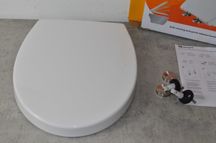 Deska sedesowa wolnoopadająca uniwersalna Ibergrif M41002 biały