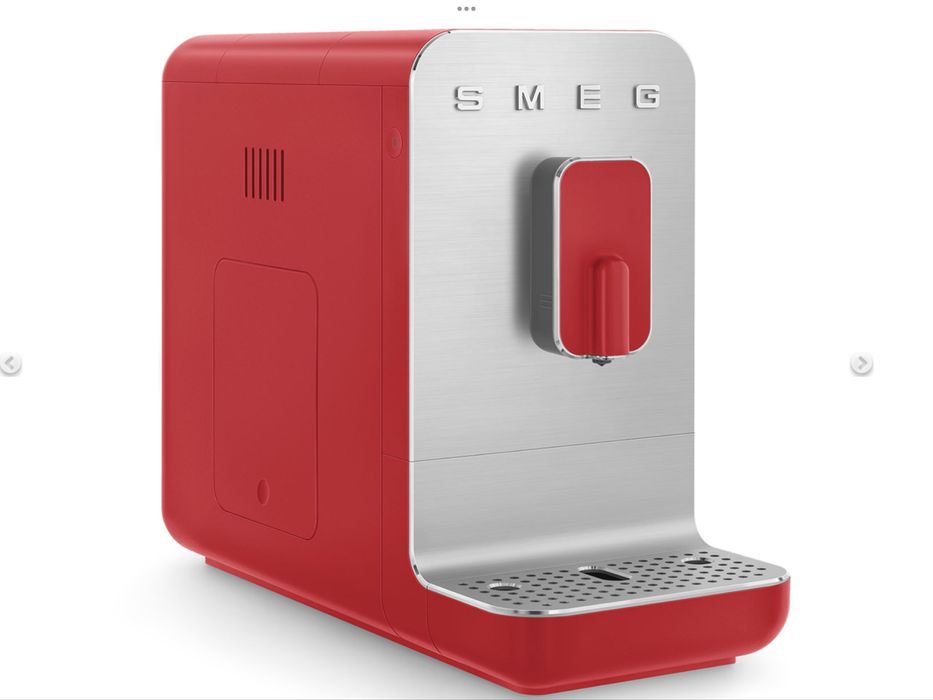 Кавомашина SMEG  BCC01RDMEU Нові гарантія