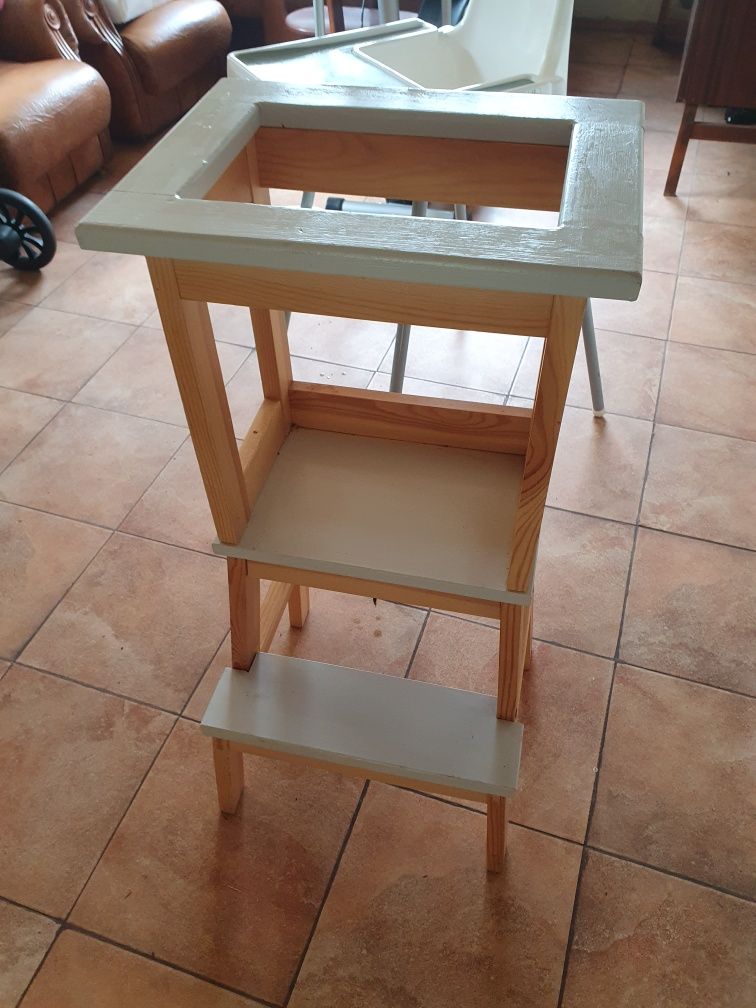 Kitchen helper plus krzesełko ikea