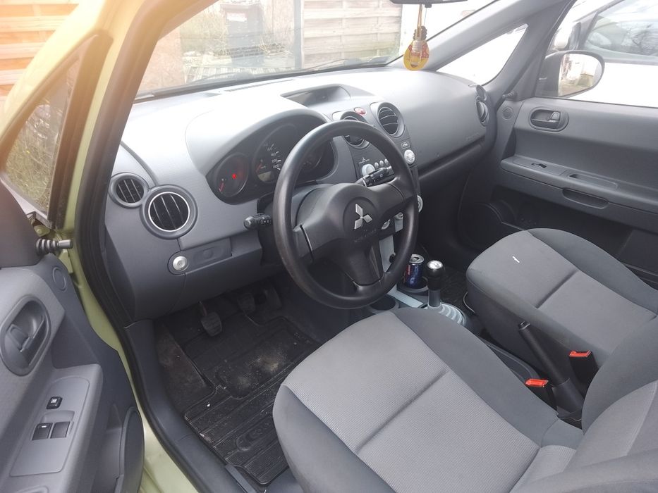 Mitsubishi Colt s