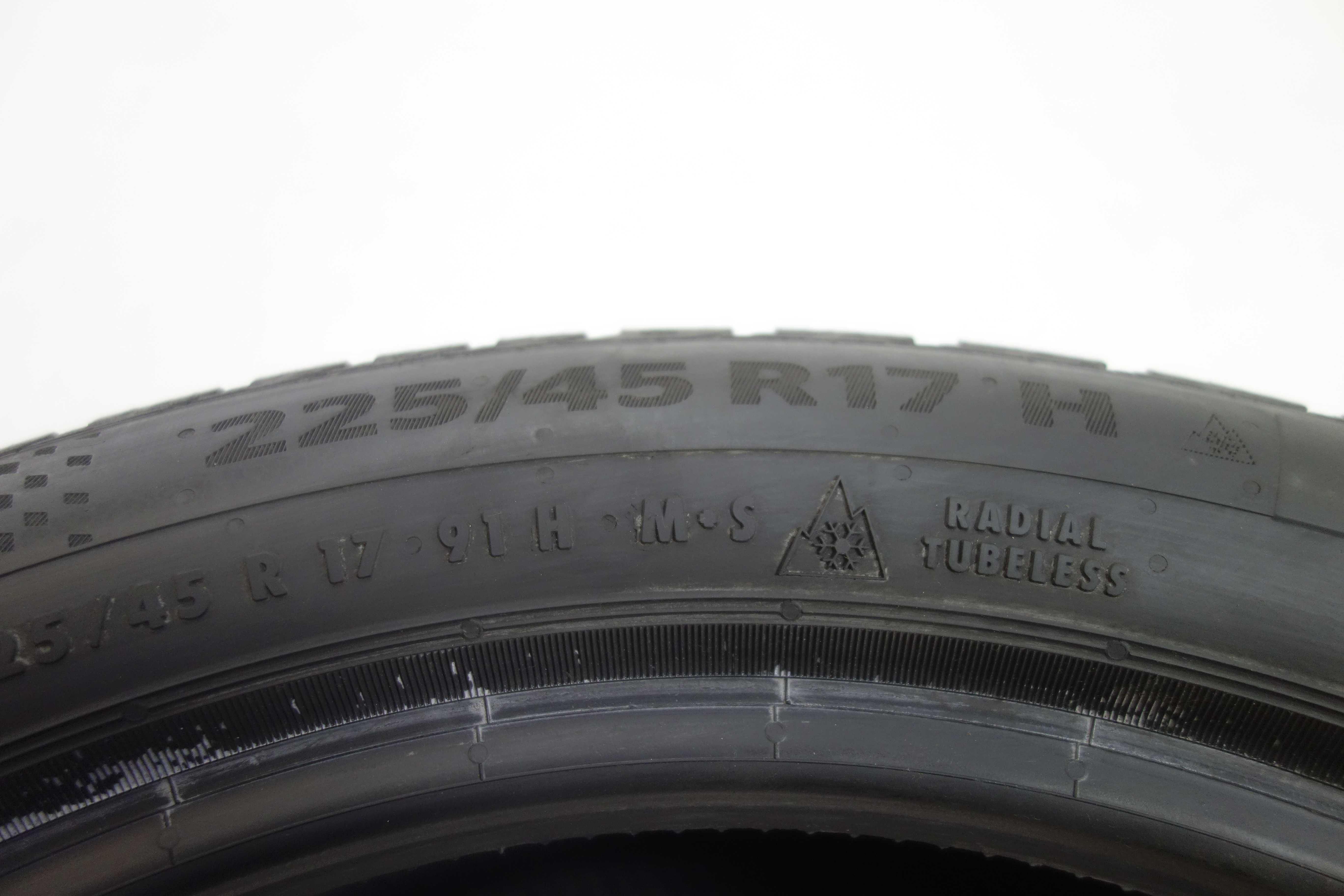 Opony zimowe 225/45/17 - CONTINENTAL Conti Winter Contact TS860S * RSC