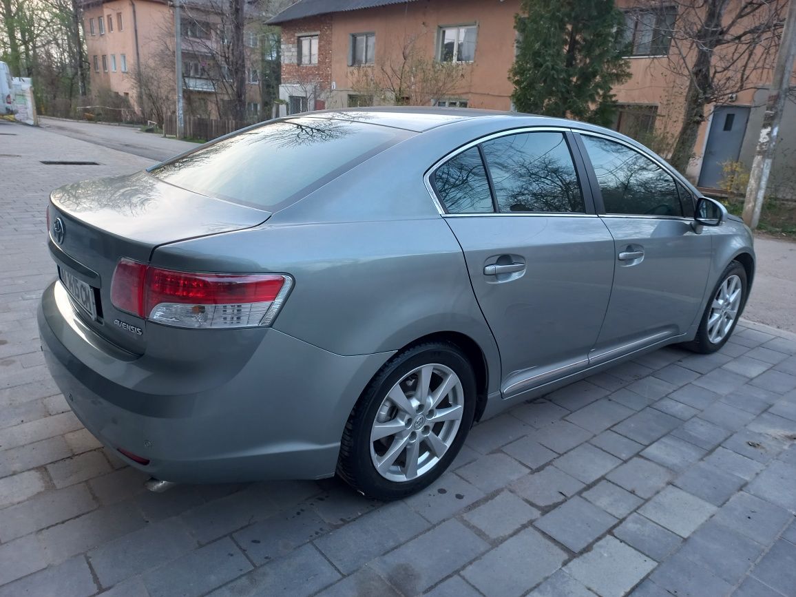 Toyota AVENSIS автомат пробіг 168 тис