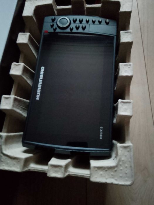Echosonda humminbird helix 9 i mega live