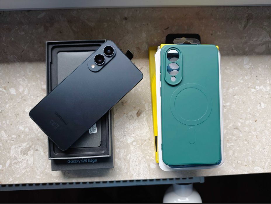 Samsung Galaxy S25 Edge 256GB  Czarny, Bez Rat, Jak nowy.