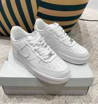 Nike Air Force 1 Low '07 White EU 39