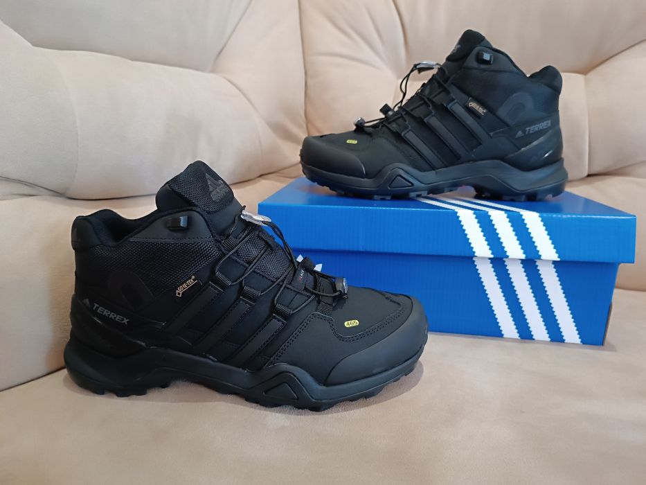 Чоловічі зимові кросівки Adidas Terrex ax2 (40-44)